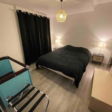 Le Martheo 70 M2 6 A 8 Personnes Horizons アパート *