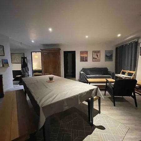 Le Martheo 70 M2 6 A 8 Personnes Horizons アパート